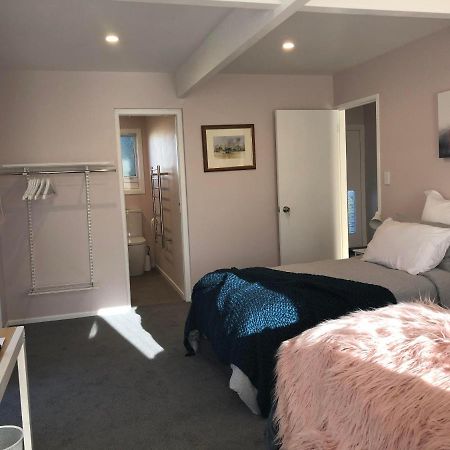 Allie'S Hill Top Haven Bed & Breakfast Whanganui Extérieur photo