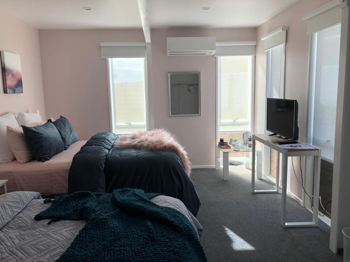 Allie'S Hill Top Haven Bed & Breakfast Whanganui Extérieur photo